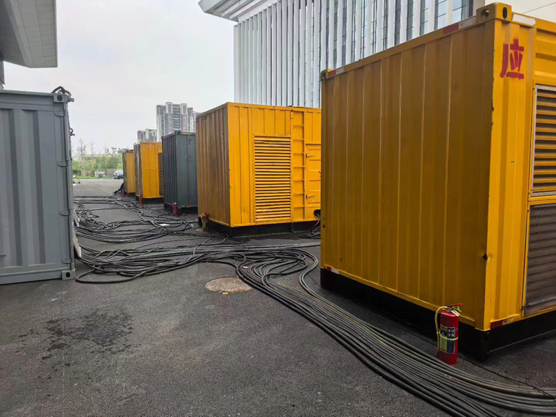 托喀依乡不同季节柴油发电机组保养有哪些注意事项？